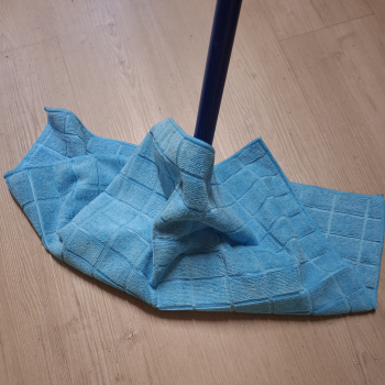 Bodentuch mit Karostruktur